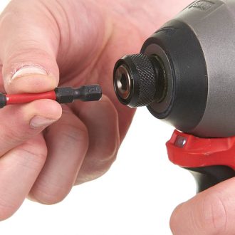 Шуруповерт ударный аккумуляторный Milwaukee M18 FID2-0X