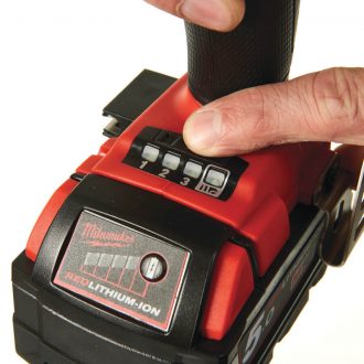Шуруповерт ударный аккумуляторный Milwaukee M18 FQID-502X