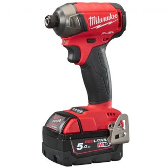 Шуруповерт ударный аккумуляторный MILWAUKEE M18 FQID-502X